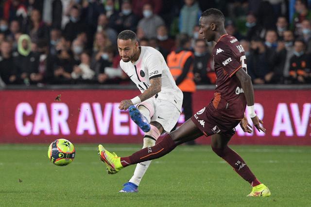 科莫门将：首次入队法国队，与教练组的训练体验太棒了
